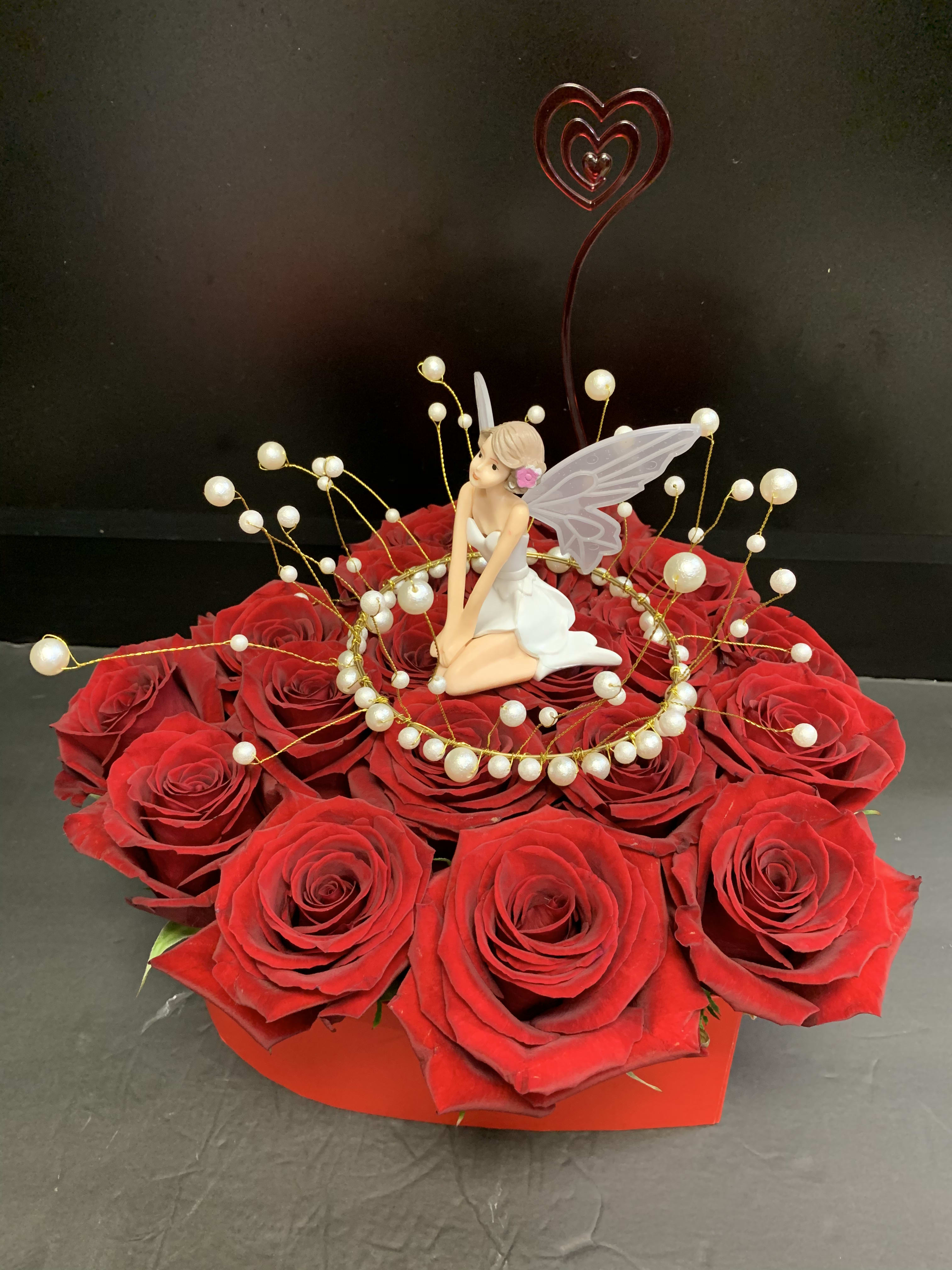  Angel love - More than two dozen roses