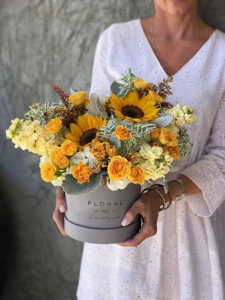 No 254 Sunflowers Roses Matthiolas By Floral 5 No 254 Sunflowers Roses Matthiolas By Floral 5