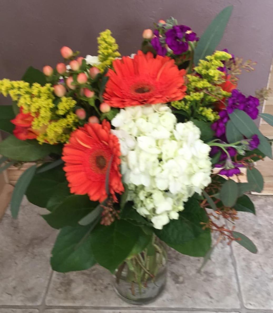 Roses Hydrangea And Mixed Flowers In West Palm Beach Fl Erica S Blooming Inspirations West Palm Beach