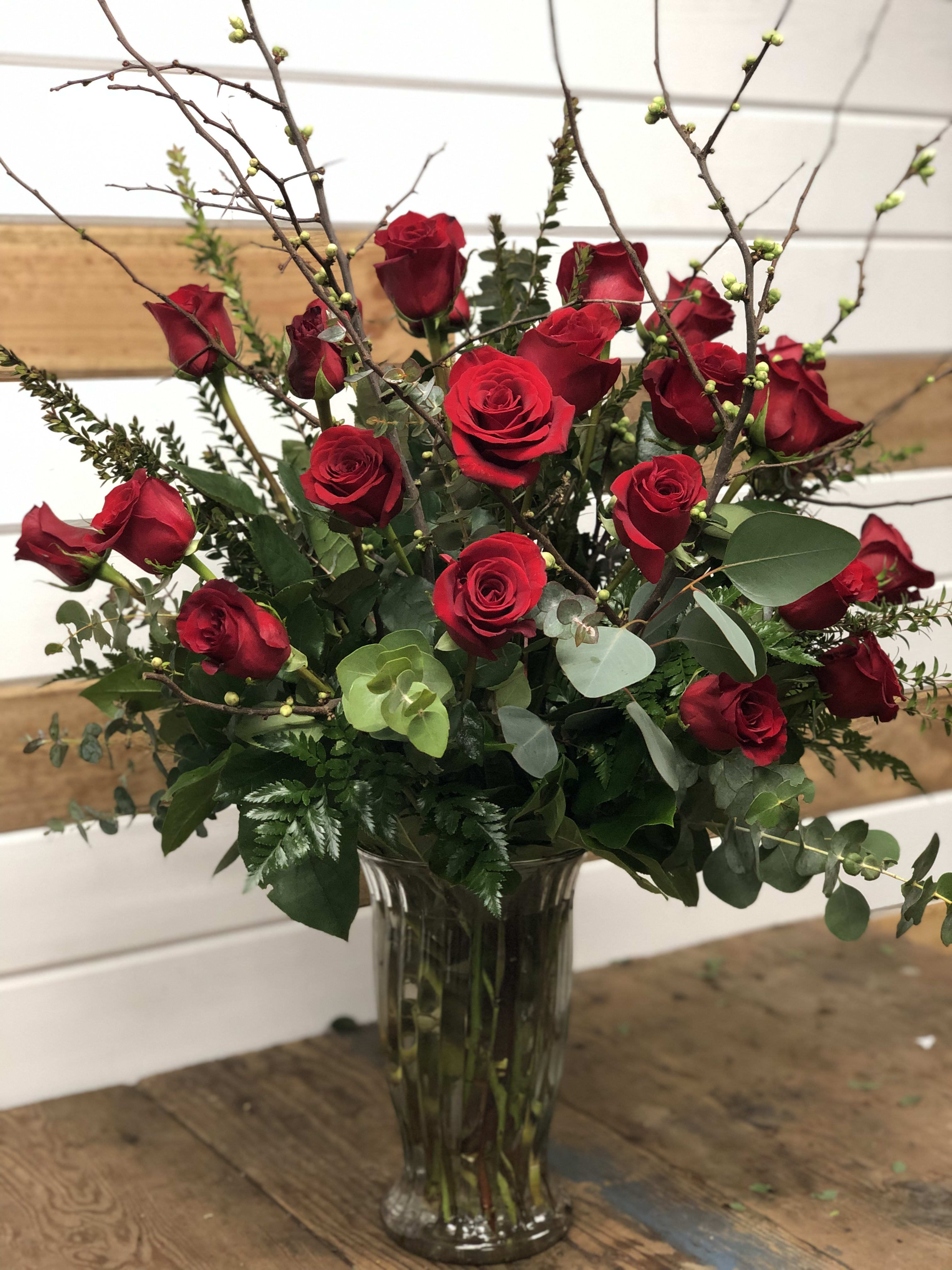 2 Dozen Premium Rose Vase W Branches In Modesto Ca Fresh Ideas