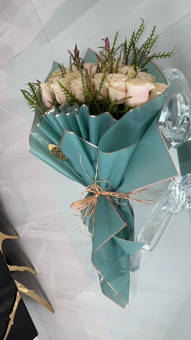 Rose Bouquet Rose Bouquet - 25 rose bouquet