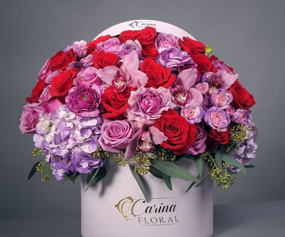 Spray Roses and Orchids Box Spray Roses and Orchids Box