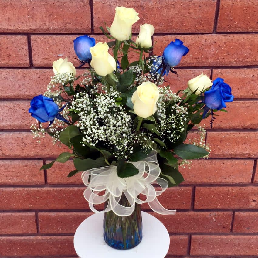 Ecuadorian Long Stem Blue and White Roses Vase in San Diego, CA House