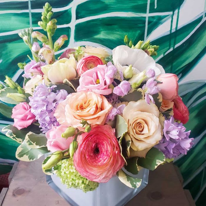 Cambridge Garden By Kendall Flower Shop Contact brattle square florist in cambridge on weddingwire. bloomnation