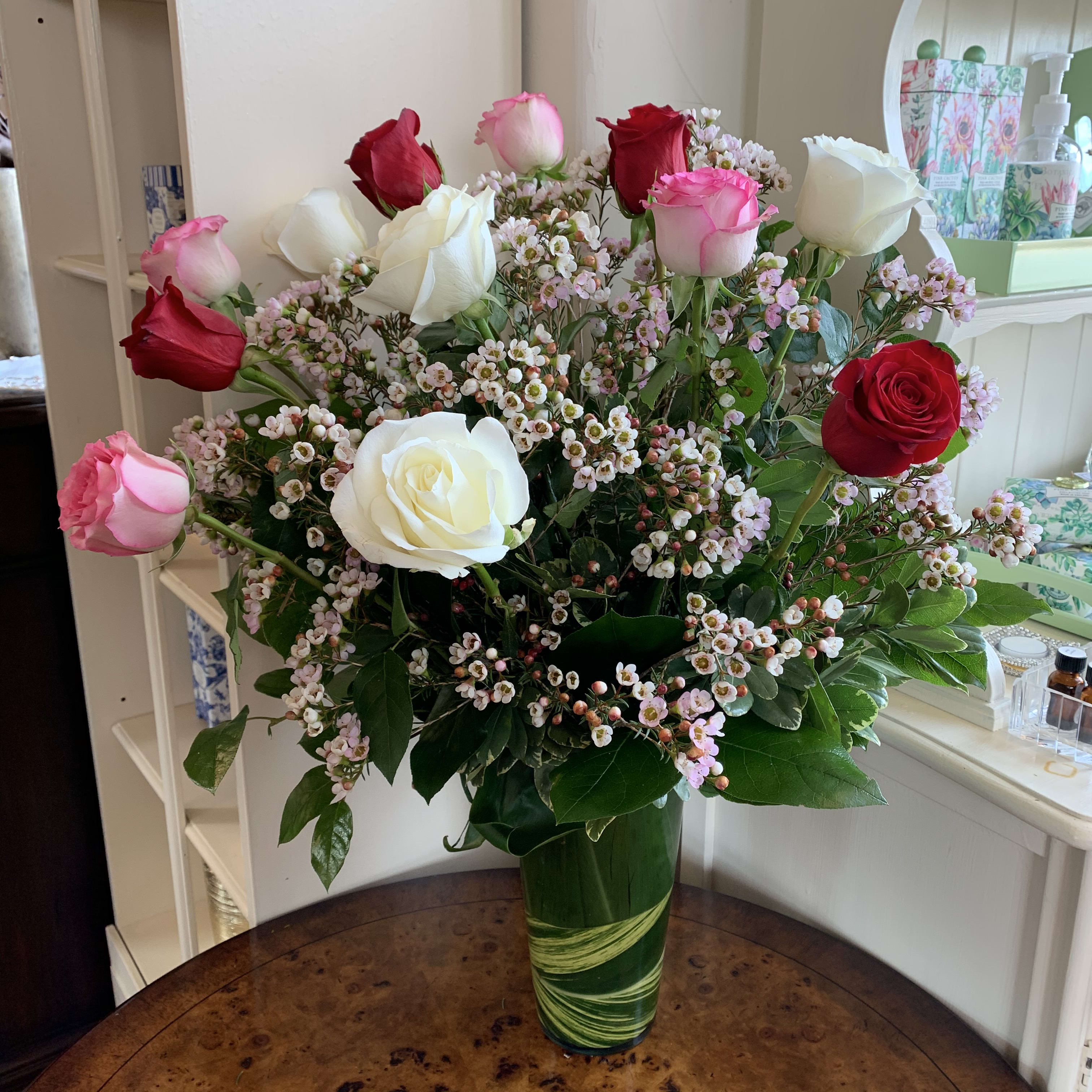 The Romance Rose Bouquet In Reno Nv Devonwoods The Romance Rose Bouquet In Reno Nv Devonwoods