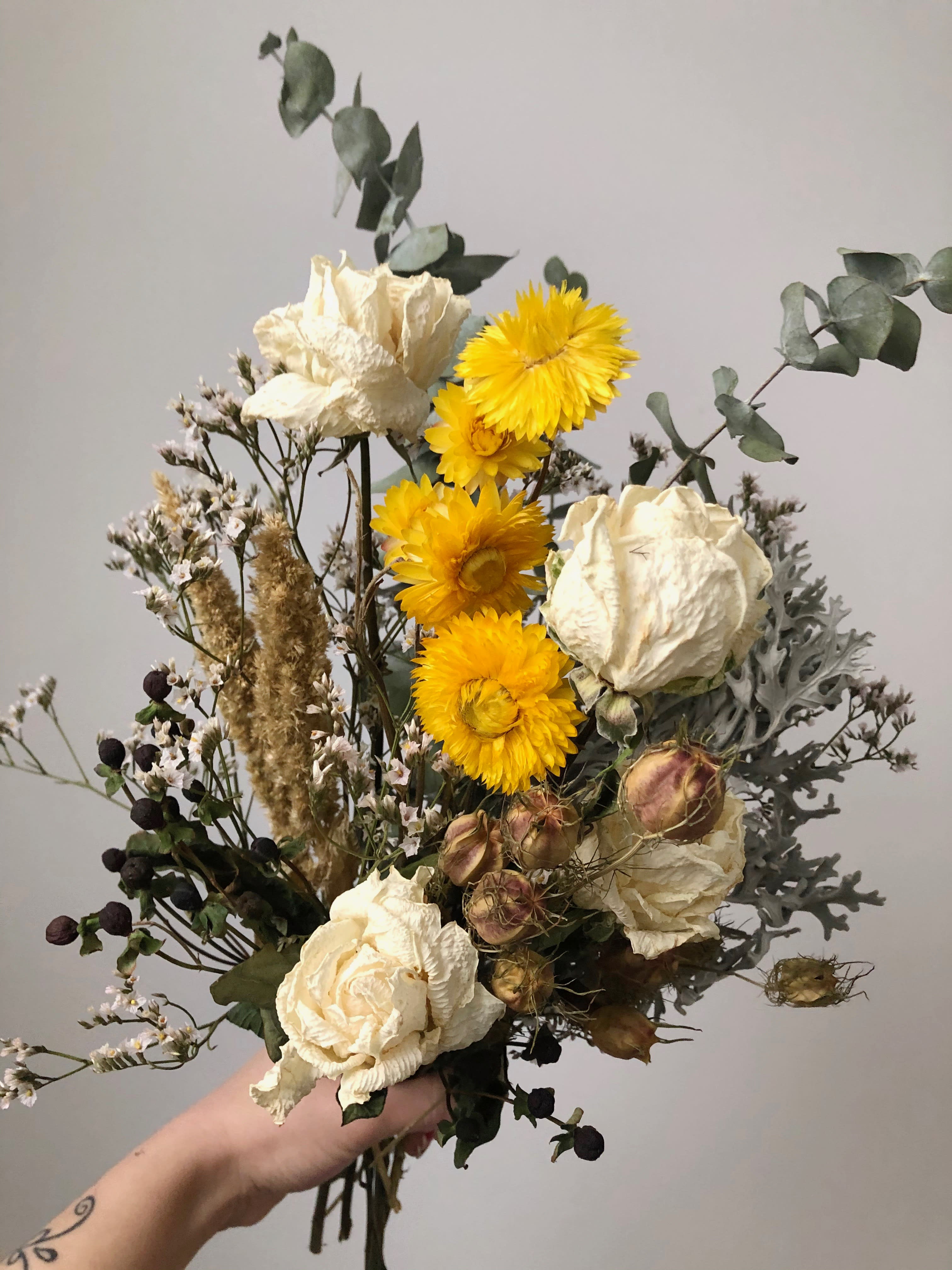 Seasonal Dried Flower Bouquet In Chicago Il Flora Chicago