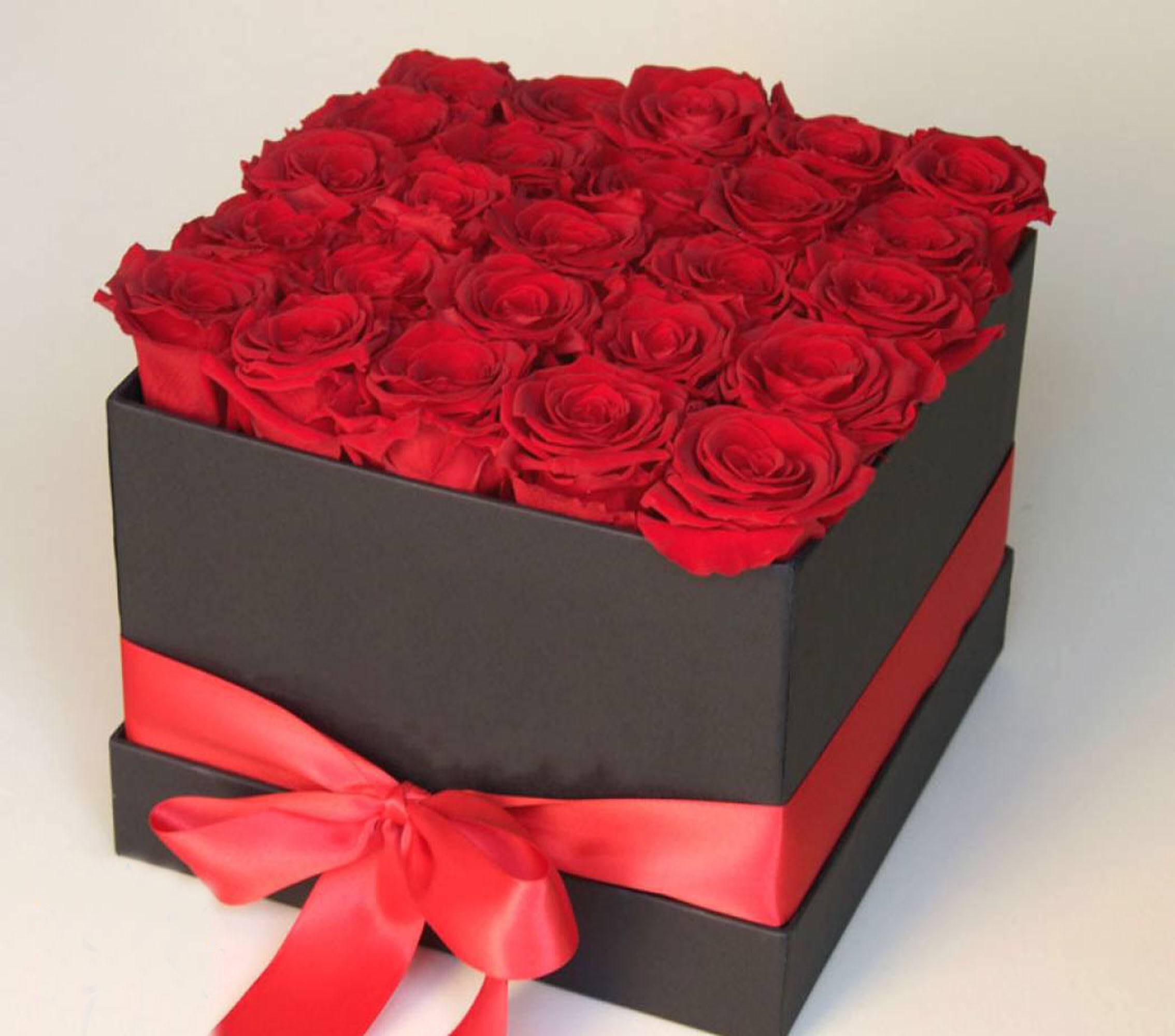 Parisian Delight Deluxe In San Diego Ca Timeless Blossoms Our flower delivery service in san diego gives you a huge selection of flowers online, and when you choose our same day delivery service or next day delivery service we'll take care of everything. parisian delight deluxe in san diego ca timeless blossoms