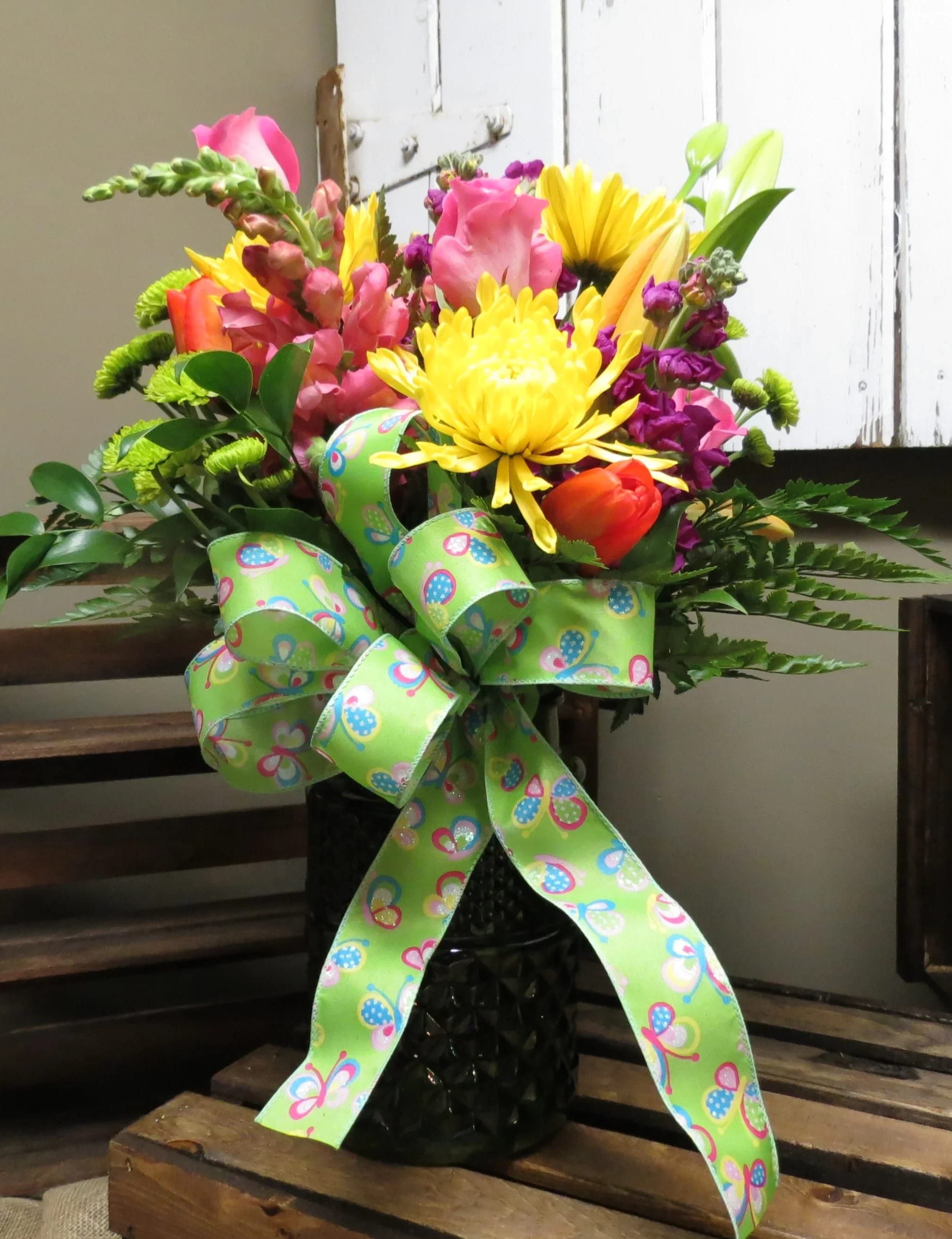 April Showers April Showers - This bright spring time mix contains a nice collection of all the favorite spring flowers.