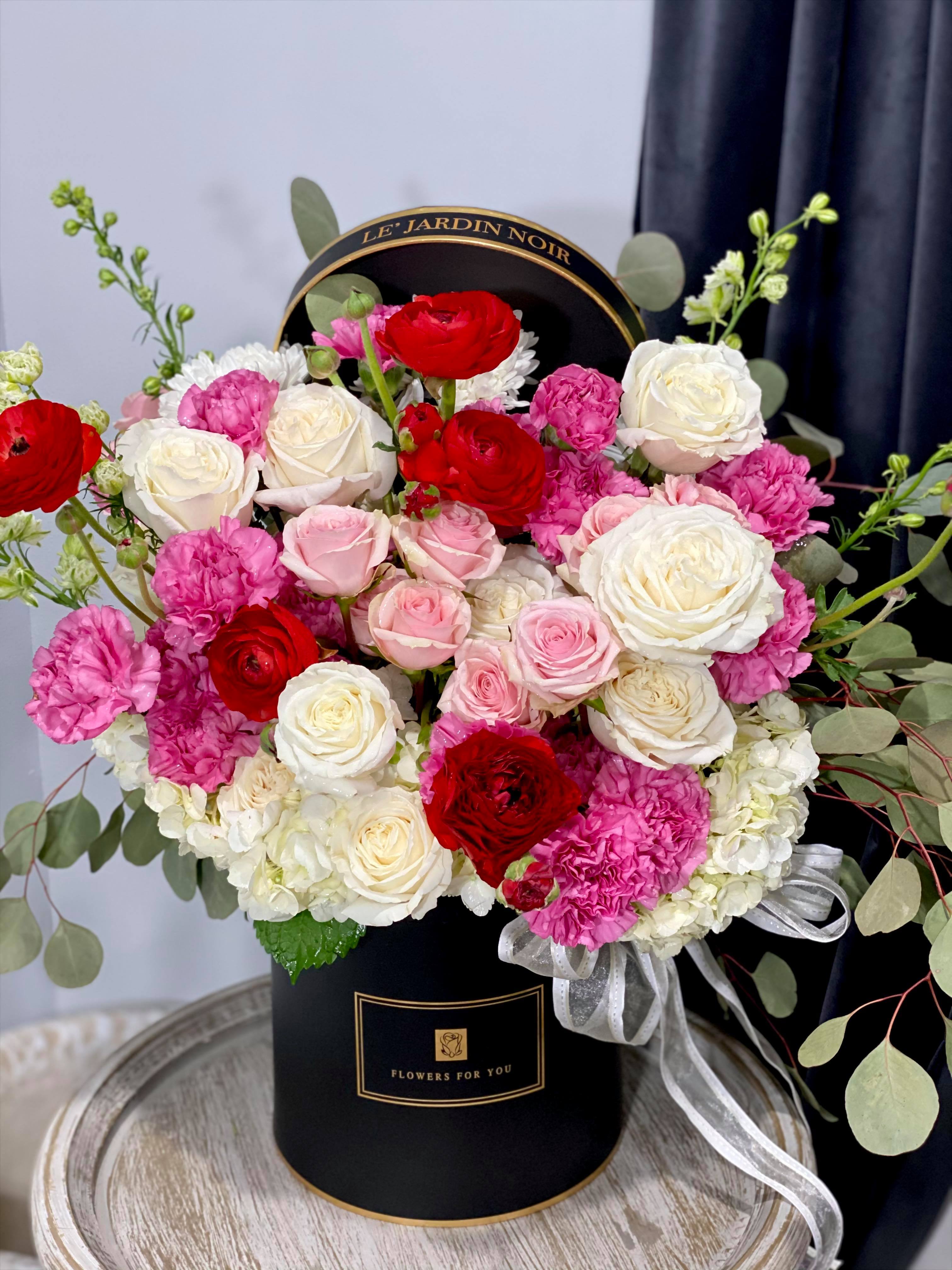 Mon Cheri - Luxe Fleur Box In Fountain Valley, Ca | Le' Jardin Noir