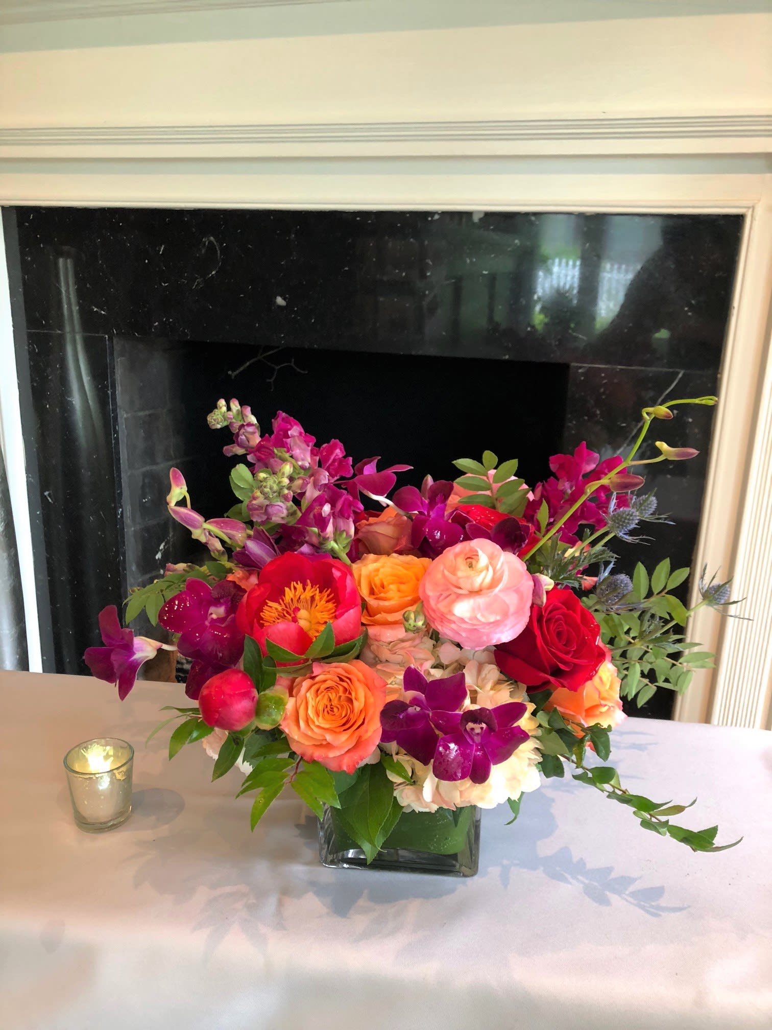 Scarlett's Sensation - Beautiful mix of vibrant colors in reds, oranges, purples, whites and greens