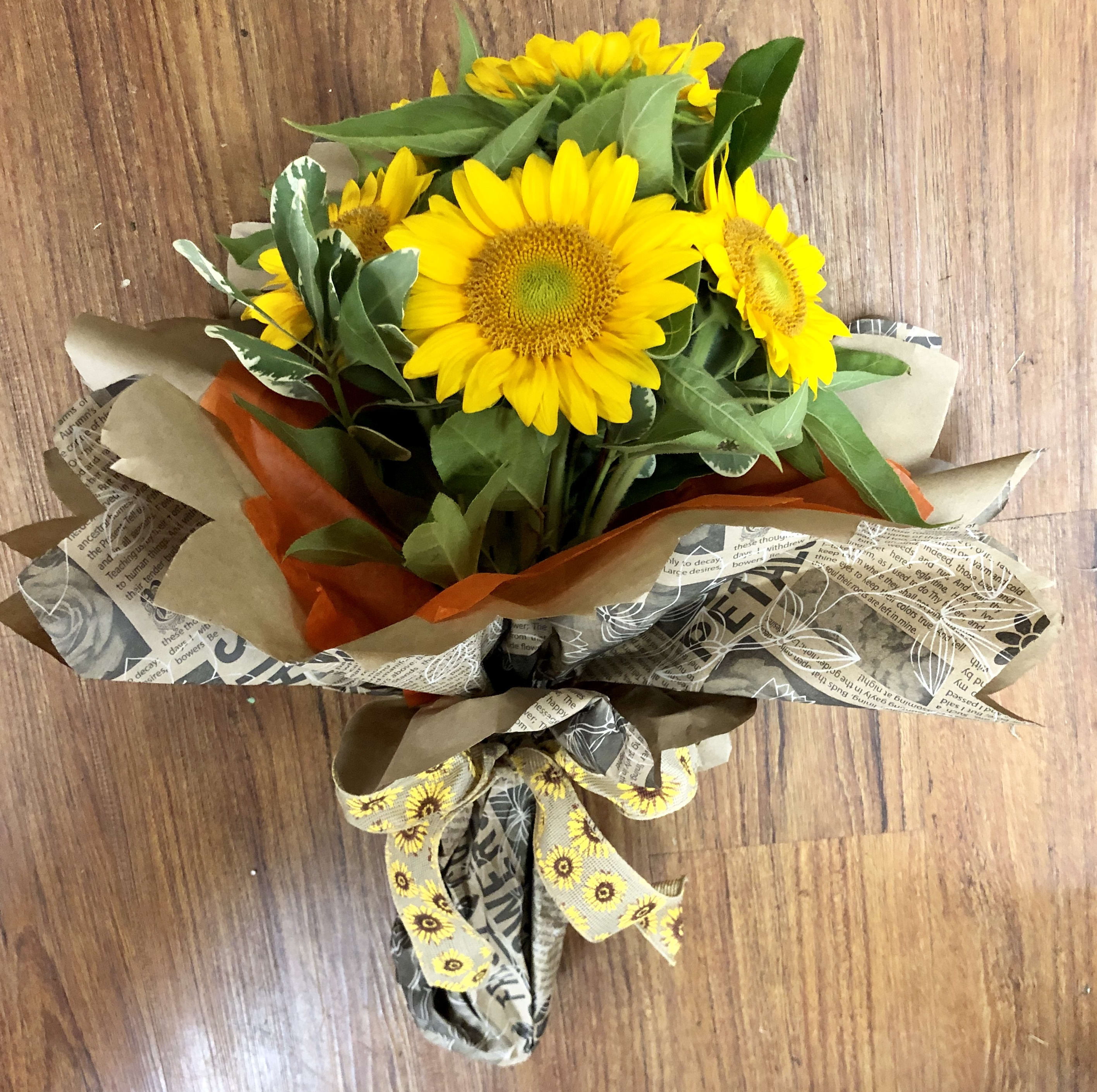 Sunflower Bunches in Jonesboro, AR Flowers