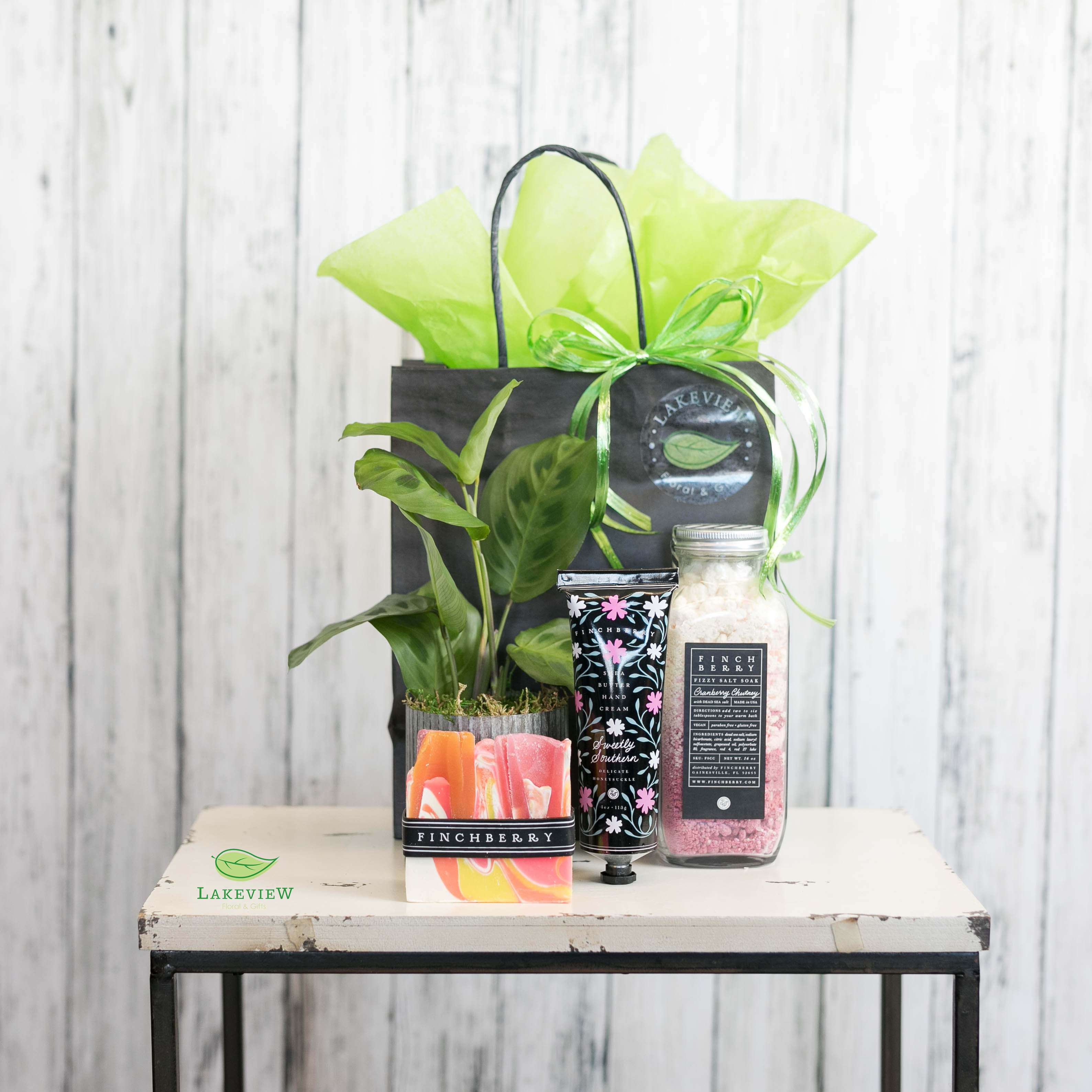 Pampered In Menomonie Wi Lakeview Floral Gifts