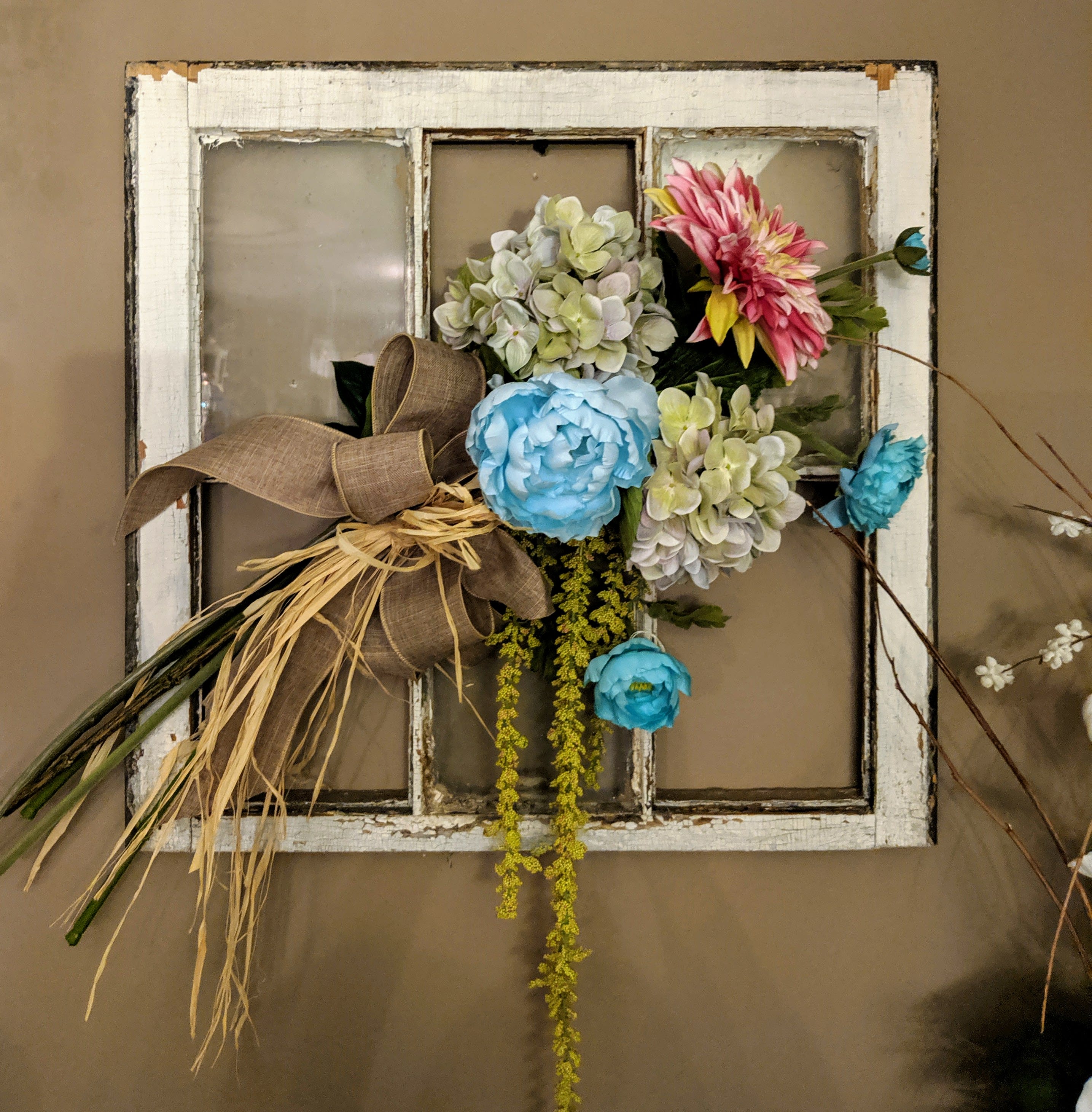 Window Of Light In Lima Oh Yazel S Flowers Gifts