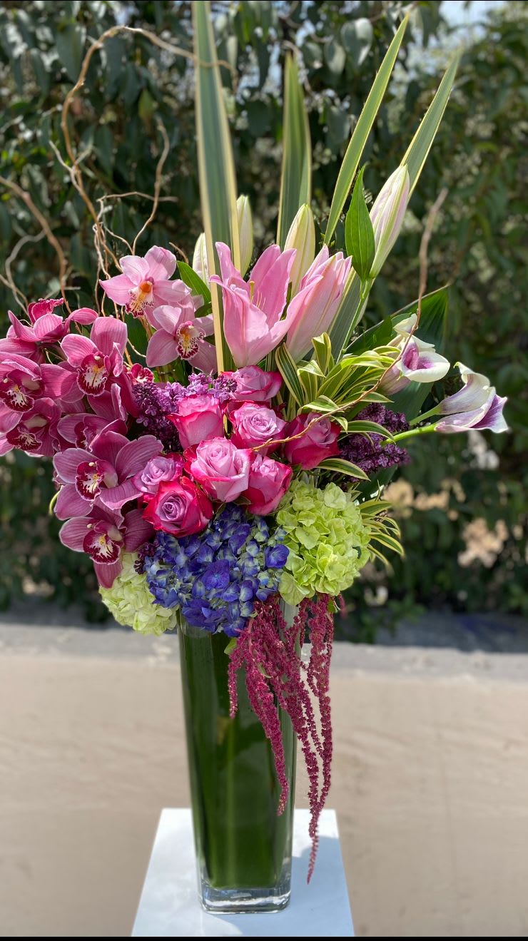 Pink Splendor In Los Angeles Ca Floral Design By Dave S Flowers