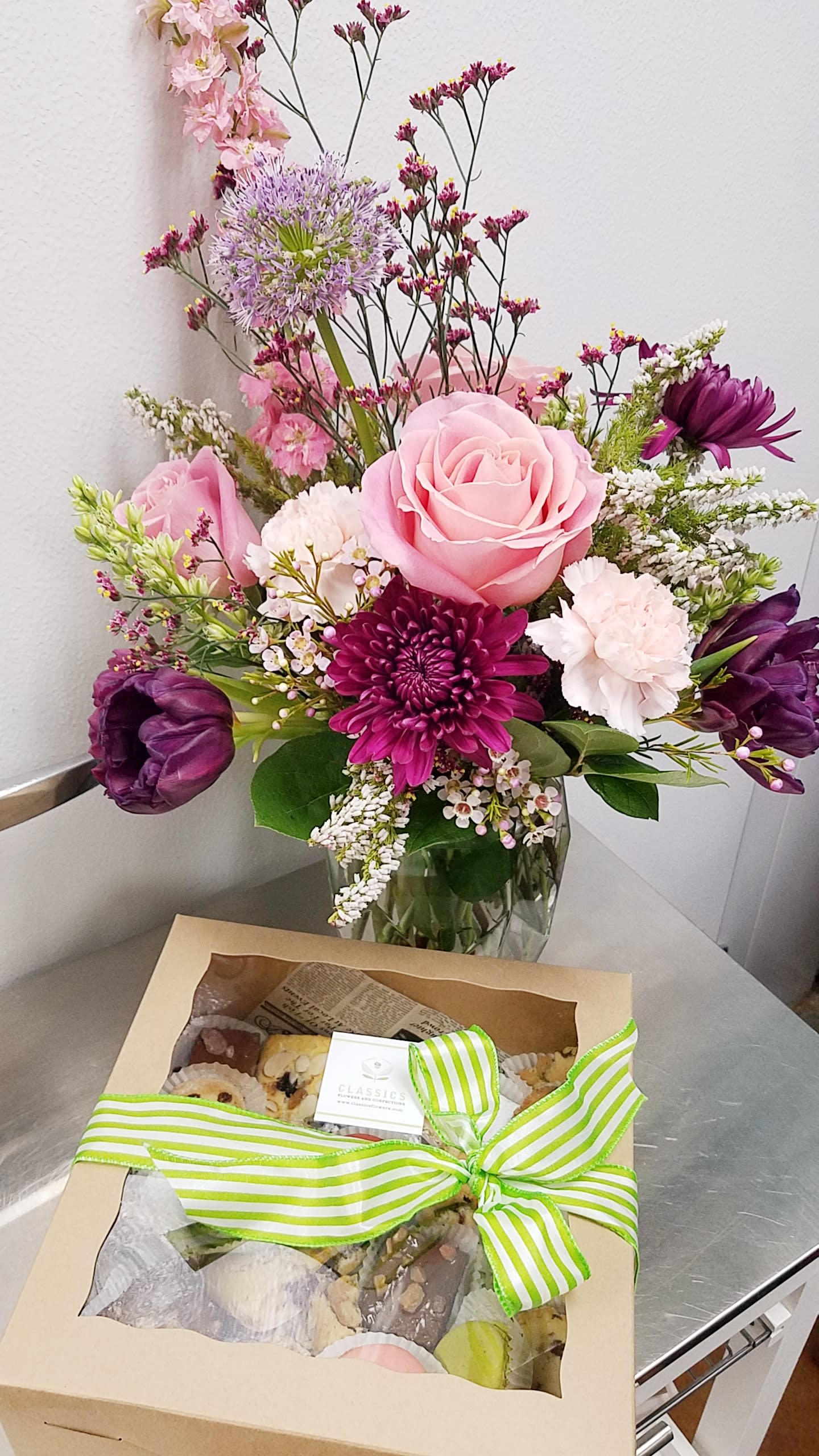 Flowers and Sweets in Cypress, CA Classics Flowers and Confections