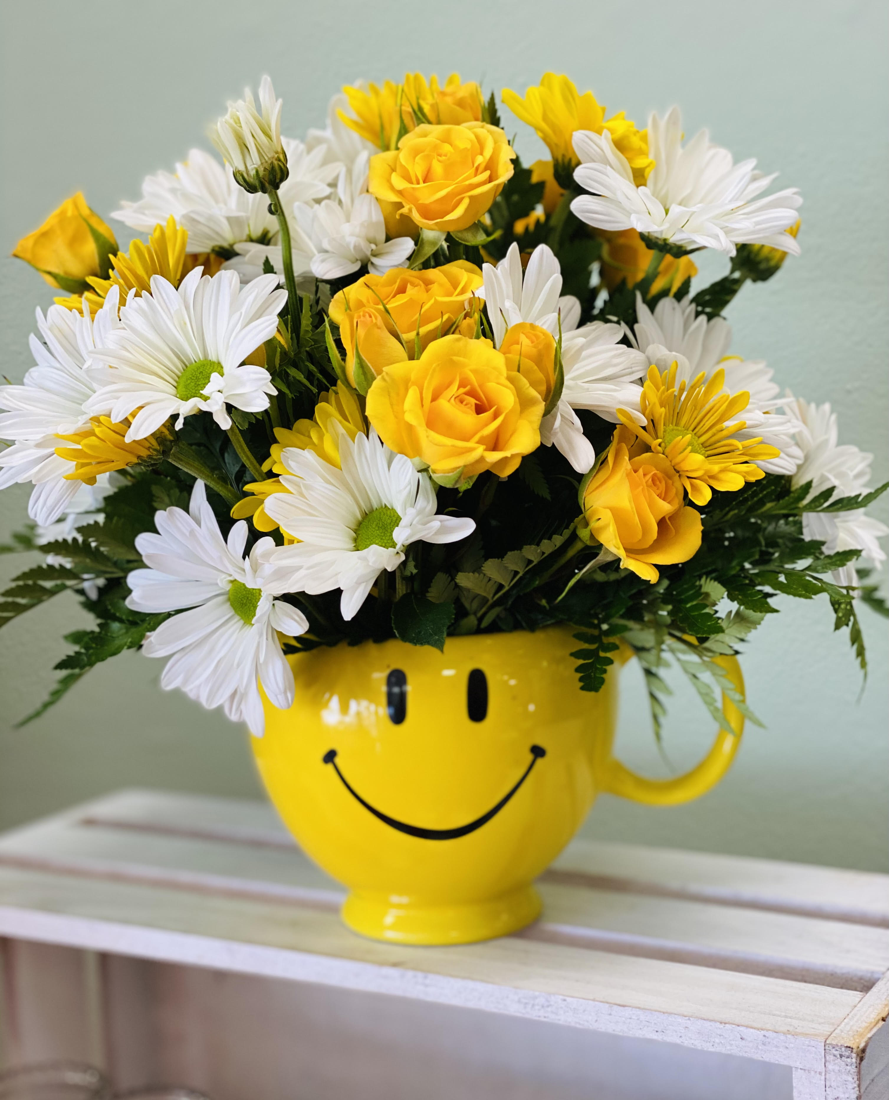 Don T Worry Be Happy Summer Special In Stuart Fl Magnolia S Flower Shop