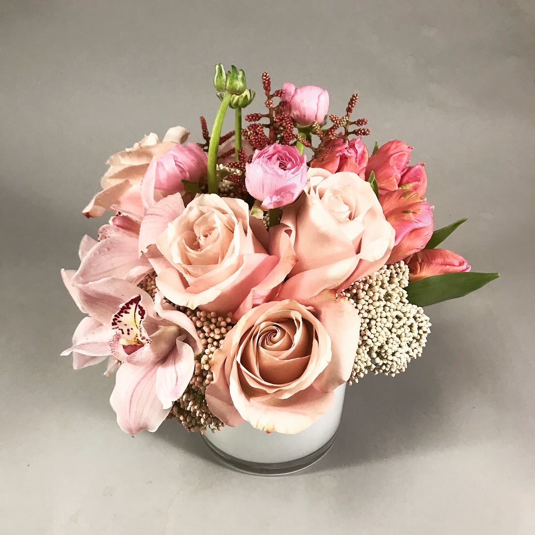 Sweet pastel wrap bouquet in Rosemead, CA