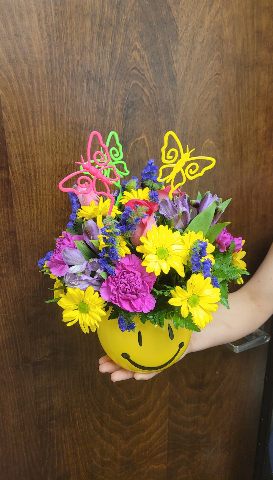 Be Happy Bouquet In Greensboro Nc Flower Queen Inc