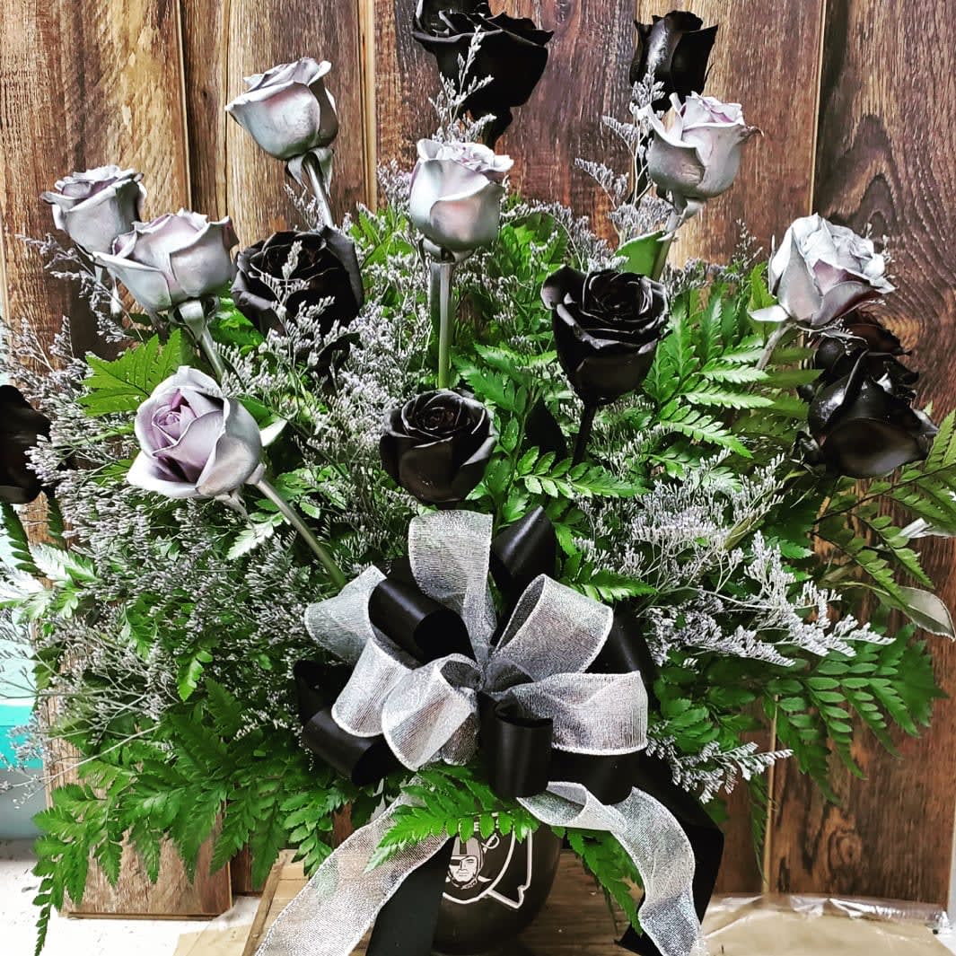 Raiders Bouquet by FLOWER PETAL BOUTIQUE