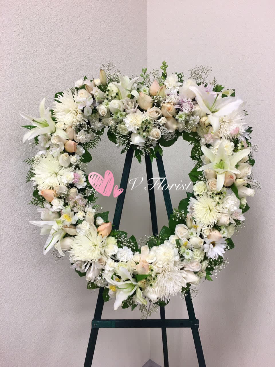 Open Heart Spray (white) D2 in Las Vegas, NV V Florist