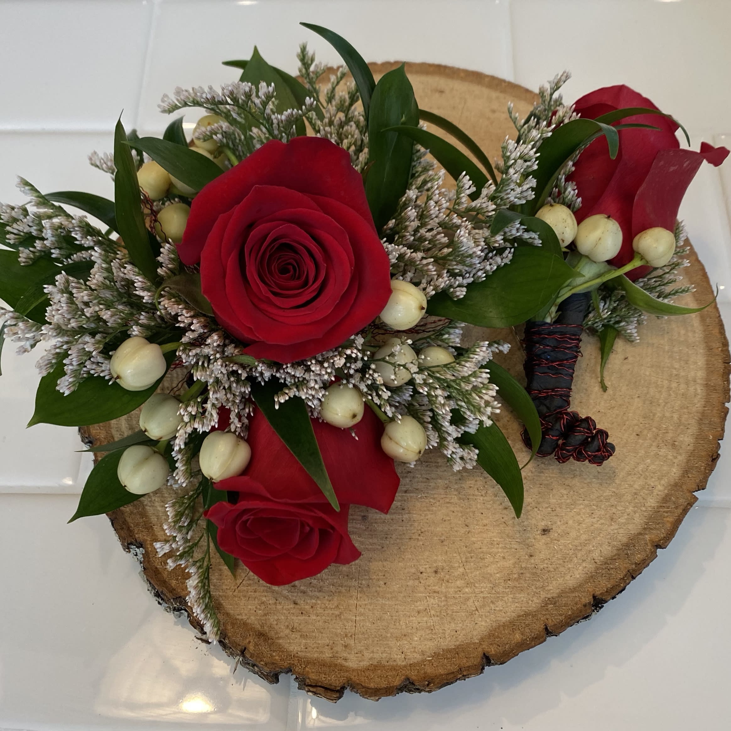 Traditional Rose Corsage and Boutonniere Set St. Peter, MN | Sweet