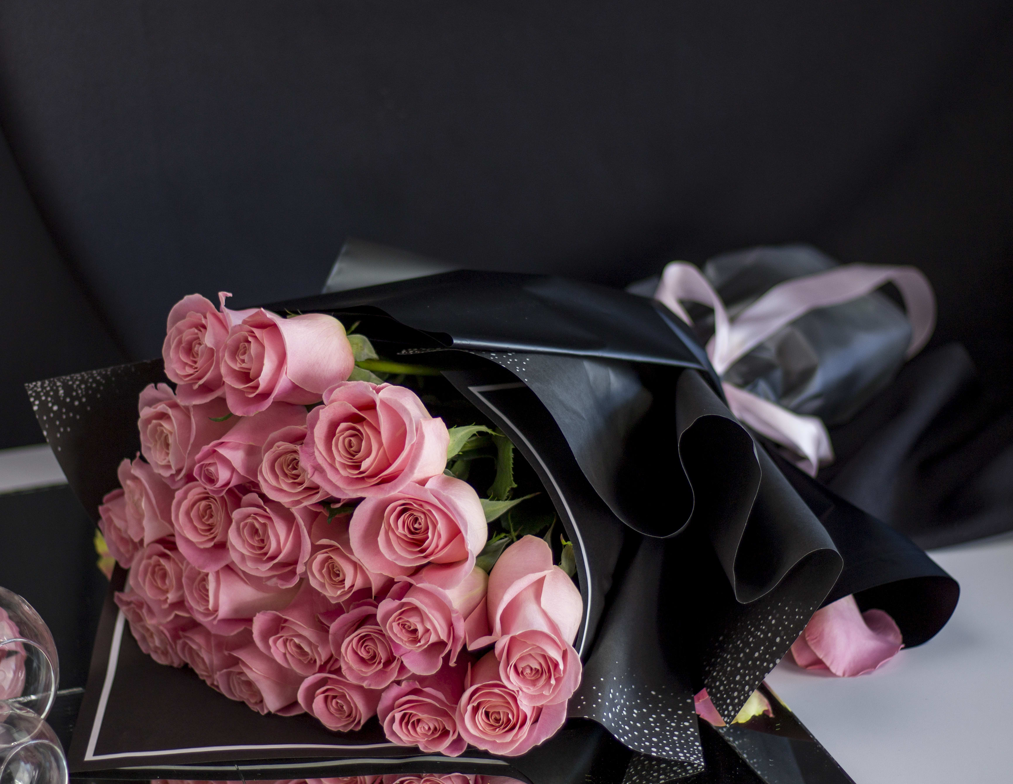 Two Dozen Blush Pink Roses Bouquet In Miami Fl Luxury Flowers Miami