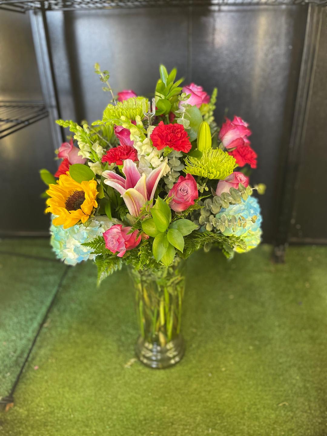Abundant Blooms in Las Vegas, NV | City Lights Flowers 