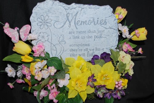 Memorial in silks. Plaques will very in sayings. Memorial in silks. Plaques will very in sayings. - Memorial with silks provides a lasting tribute