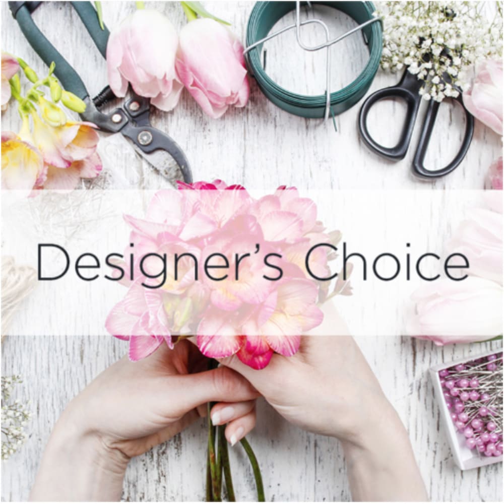 City Sleek - Bring the city to the mountains with this modern designer's choice arrangement.  Tight and compact, sleek and modern.