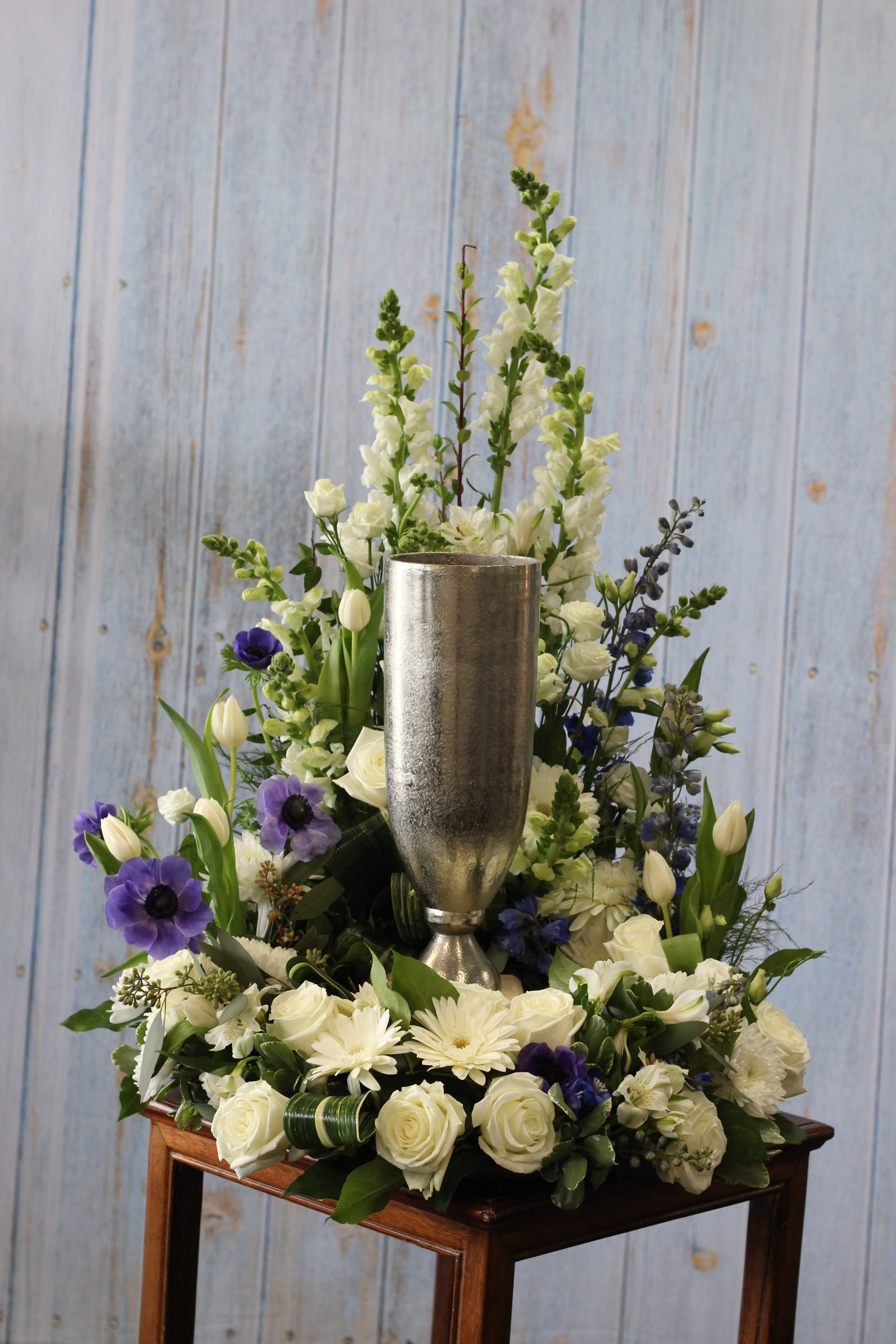 A Stately Remembrance A Stately Remembrance - Express your love and lasting memories through a beautifully designed tribute to surround your loved one. Available as shown or in a color palate of your choosing.