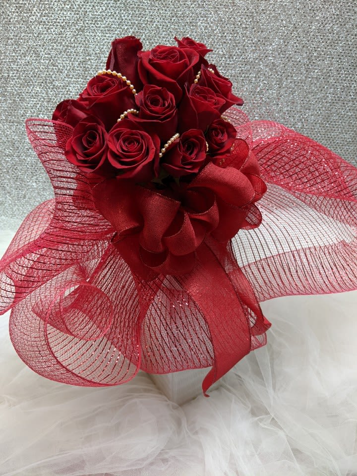 The Gift of Love - Long stemmed Roses in a white tall ceramic container