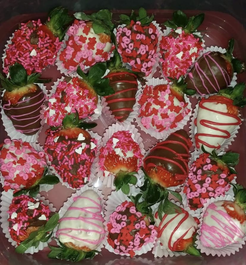 Chocolate Covered Strawberries in Las Vegas, NV City Lights Flowers