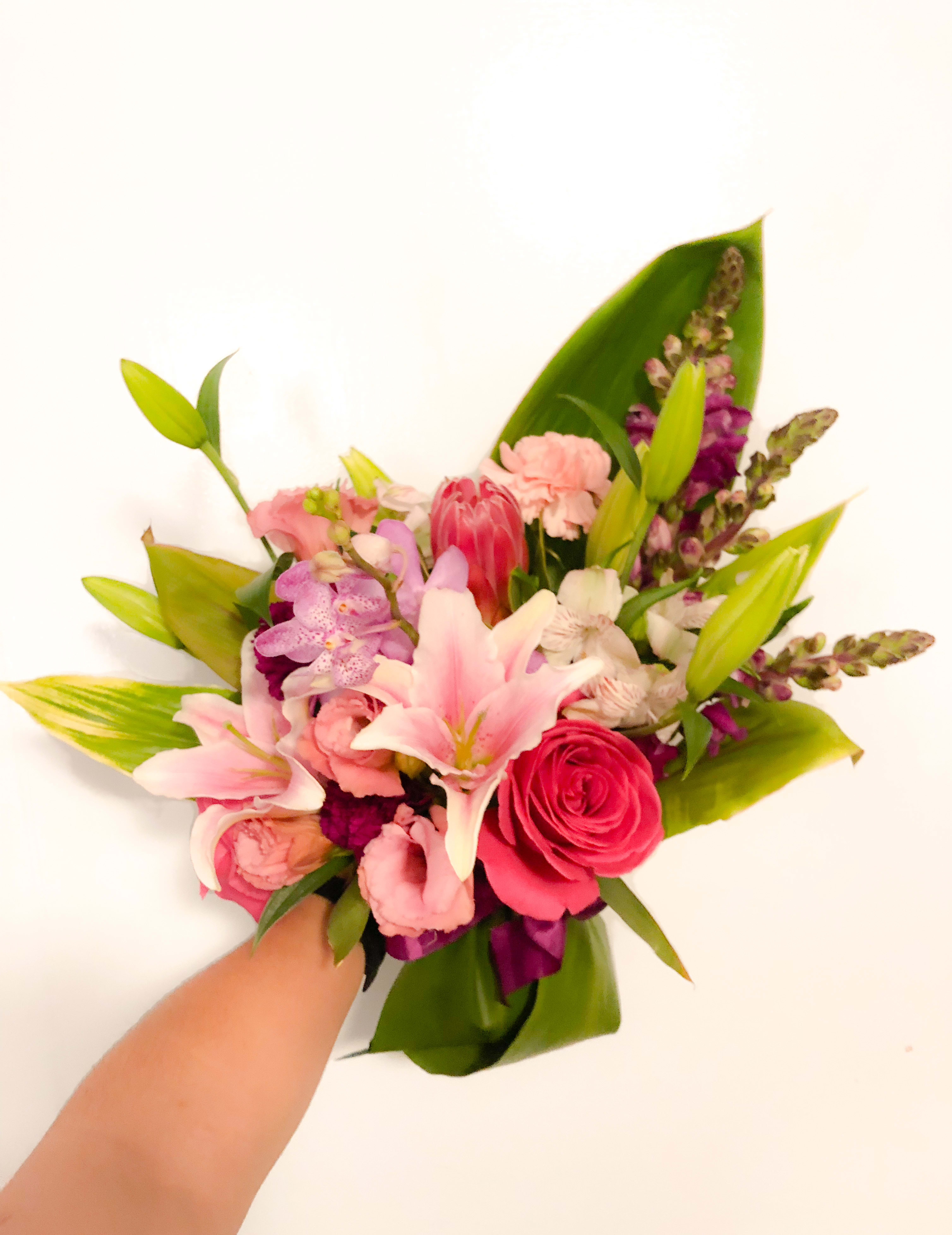 Mixed on sale flower bouquets