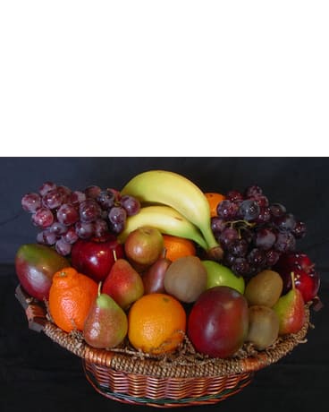 Frescura - Succulent fruit basket assorment of fresh grapes, pears, mangoes, nectarines, bananas, apples, plums and more. Fruit varies by season, we always have a wonderful assorment. Perfect gift for any occasion. Please call us to custom create your order to fit any budget.  Product ID: DF-601