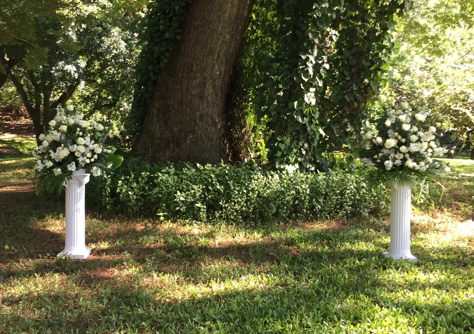 Mcbryde Gardens Alter arrangements in Lihue, HI Flowers Forever LLC