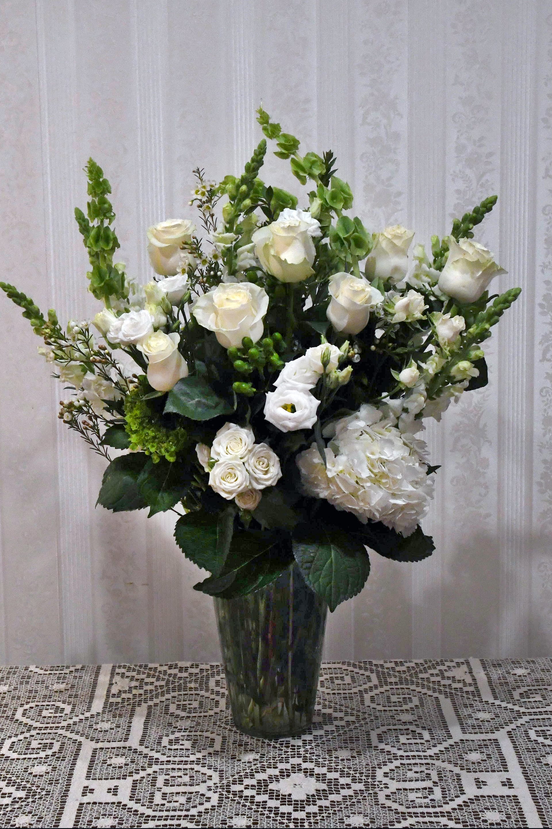 Elegant White Sympathy Vase In Natick MA Petal Pushers elegant-white-sympathy-vase-in-natick-ma-petal-pushers