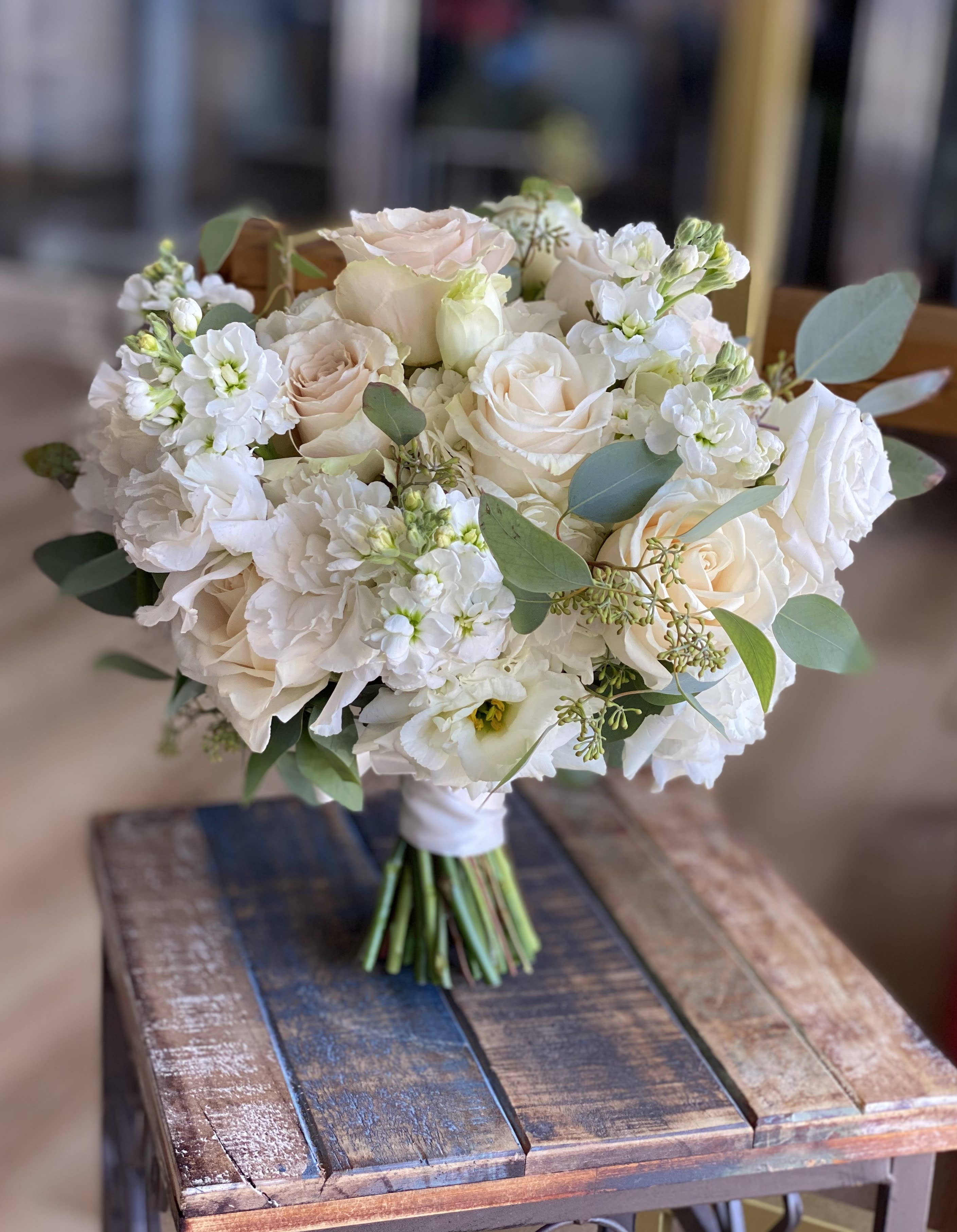 No.101 - Bride's Bouquet by Floral №5