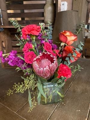 Be My Love  - Beautiful rustic design, with garden feel. 