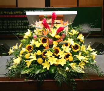  PODIUM ARRANGEMENT 108 [TTPOD108] - PODIUM ARRANGEMENT BY TWIN TOWERS FLORIST      As Shown : TTPOD108 