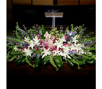  PODIUM ARRANGEMENT 118 [TTPOD118] - PODIUM ARRANGEMENT 118 BY TWIN TOWERS FLORIST      As Shown : TTPOD118 