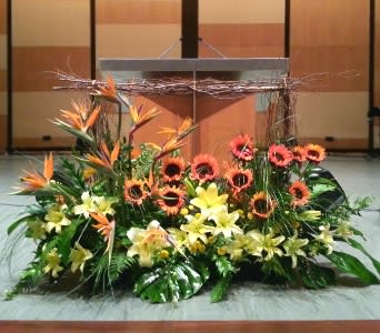  PODIUM ARRANGEMENT 37 [TTPOD37] - PODIUM ARRANGEMENT BY TWIN TOWERS FLORIST      As Shown : TTPOD37  