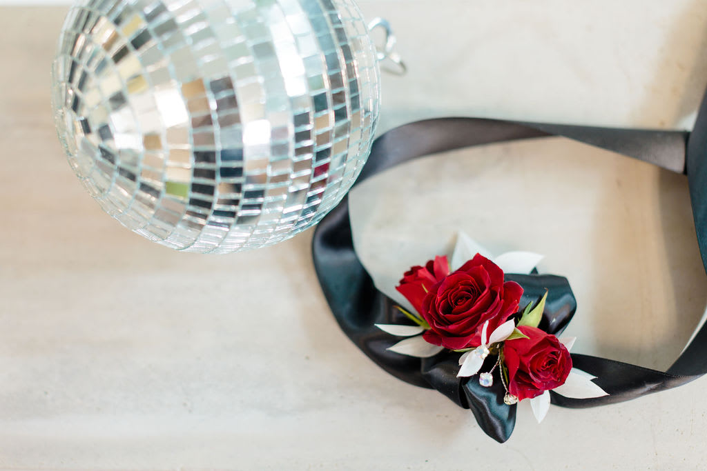 Wrist corsage with ribbon tie new arrivals
