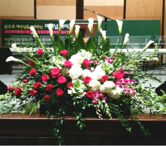 PODIUM ARRANGEMENT 99 [TTPOD99] - PODIUM ARRANGEMENT 99 BY TWIN TOWERS FLORIST      As Shown : TTPOD99 