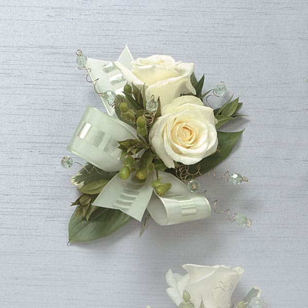 Prom corsage price range hotsell