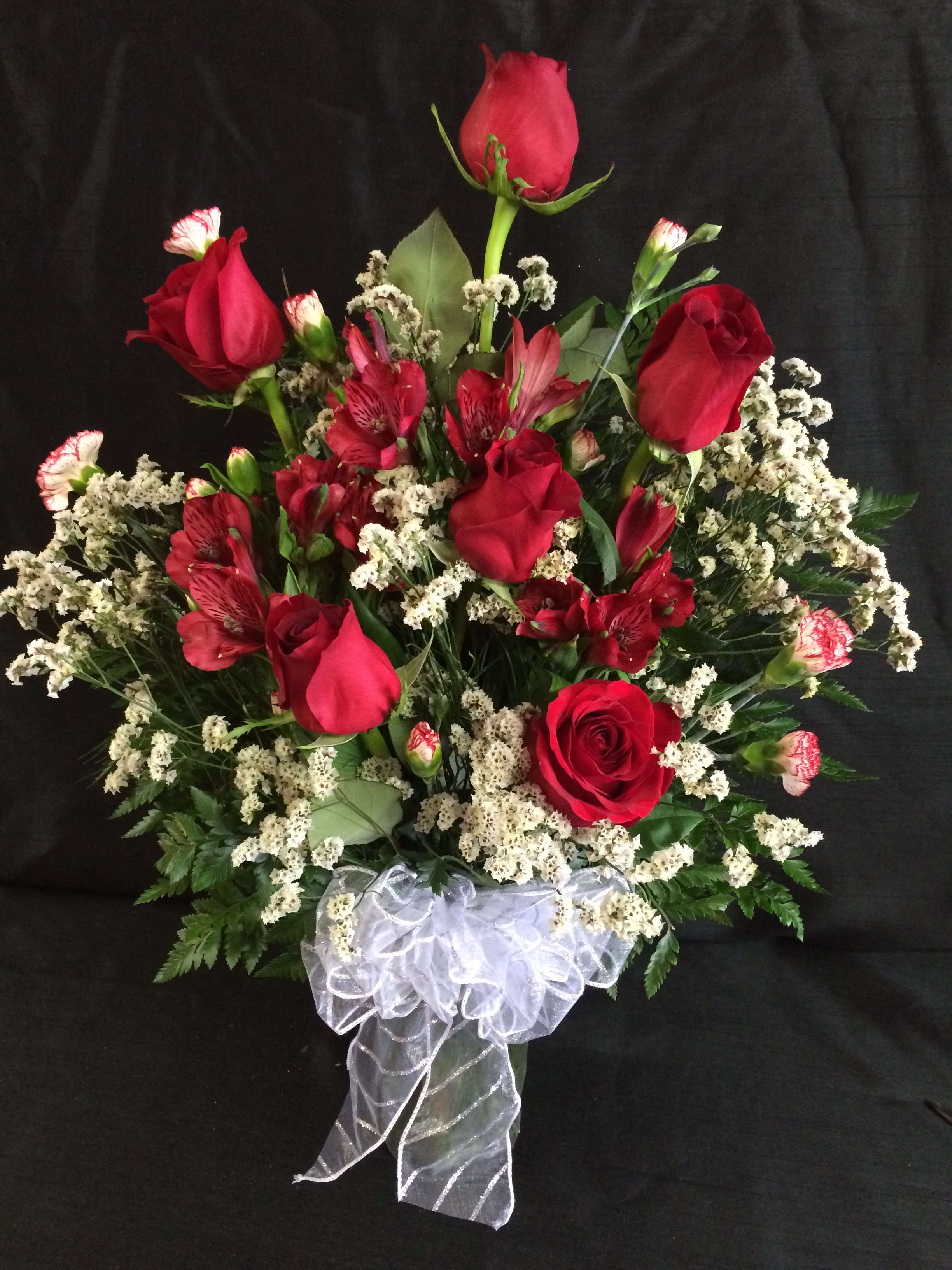 Touch of Class - 1/2 Dozen Roses with accent flowers