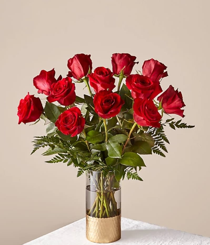 Red Rose's with gold baton vases (NO BABY BREATH) in Hempstead, NY