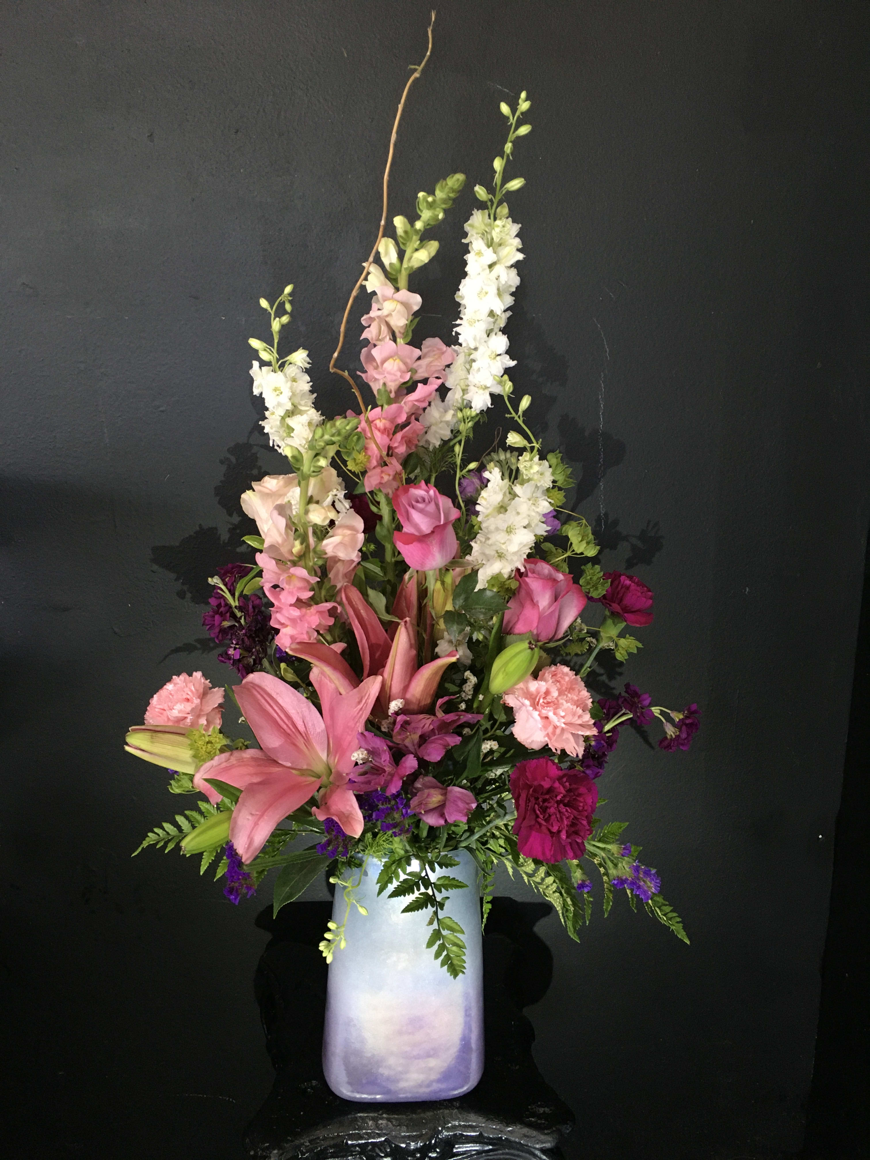 My Mom Rocks - an awesome display of soft colors in an exquisite vase Mom will love