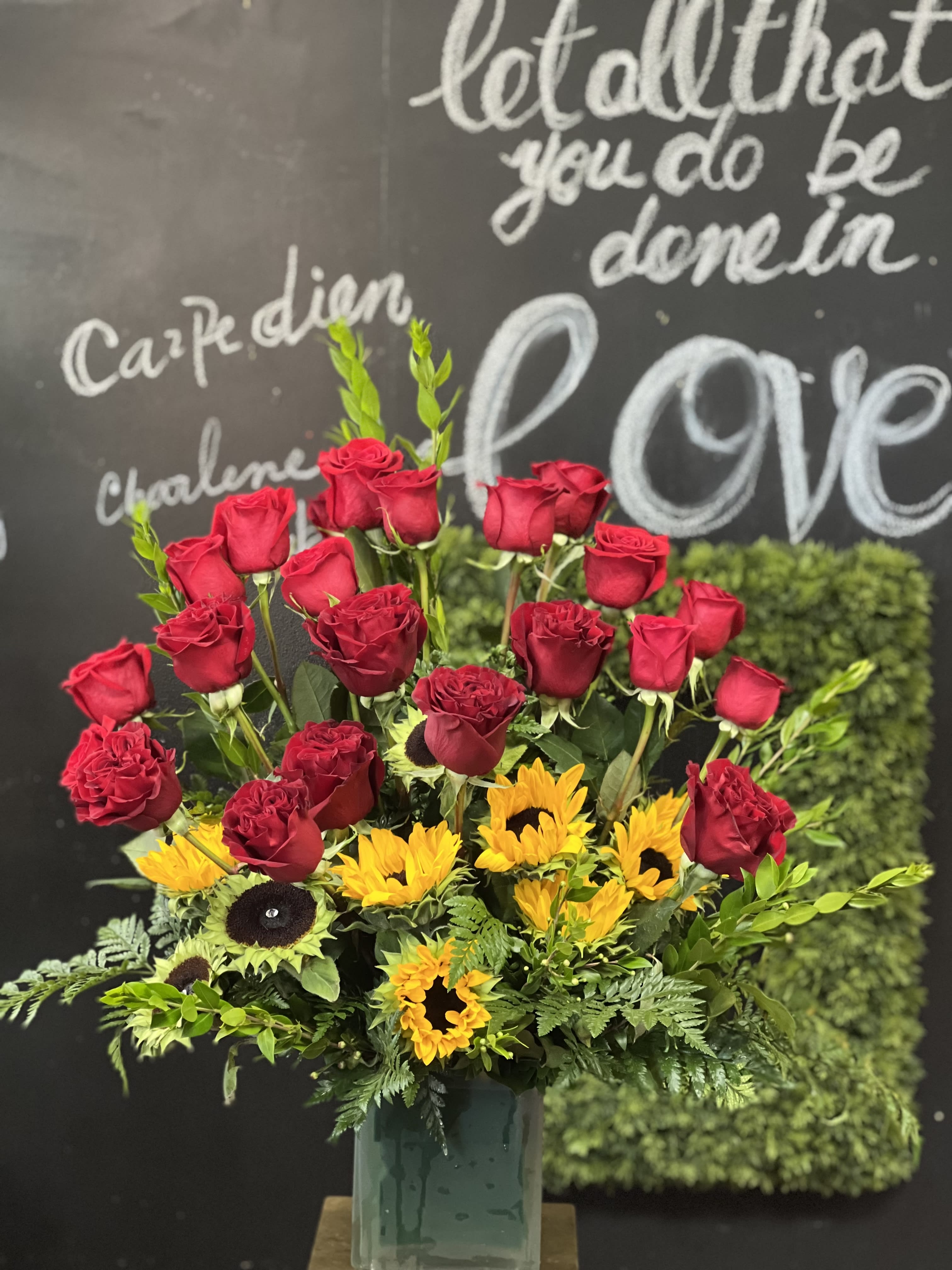 Red roses for mother's day sales