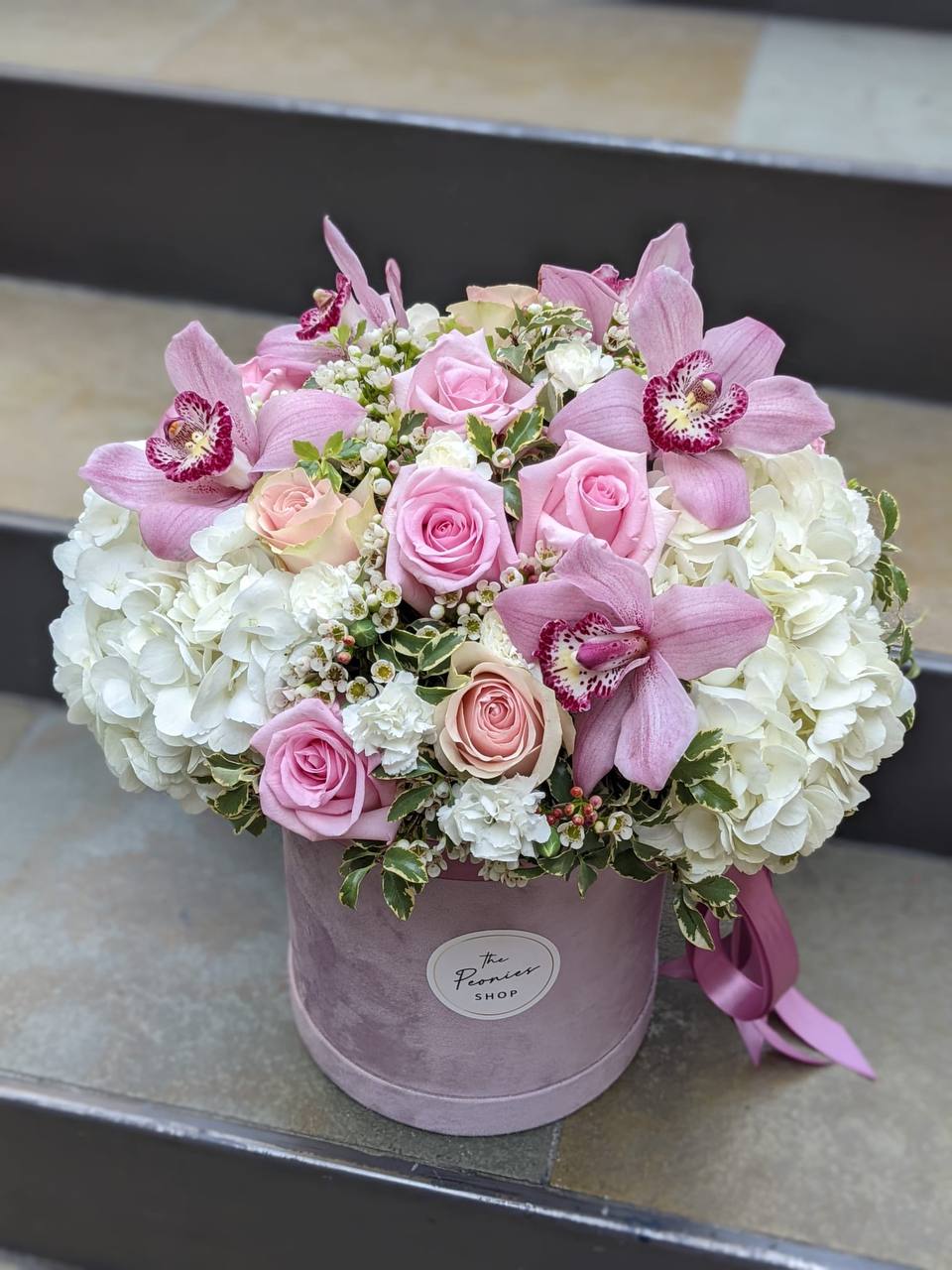 33 in Los Angeles, CA The Peonies Shop