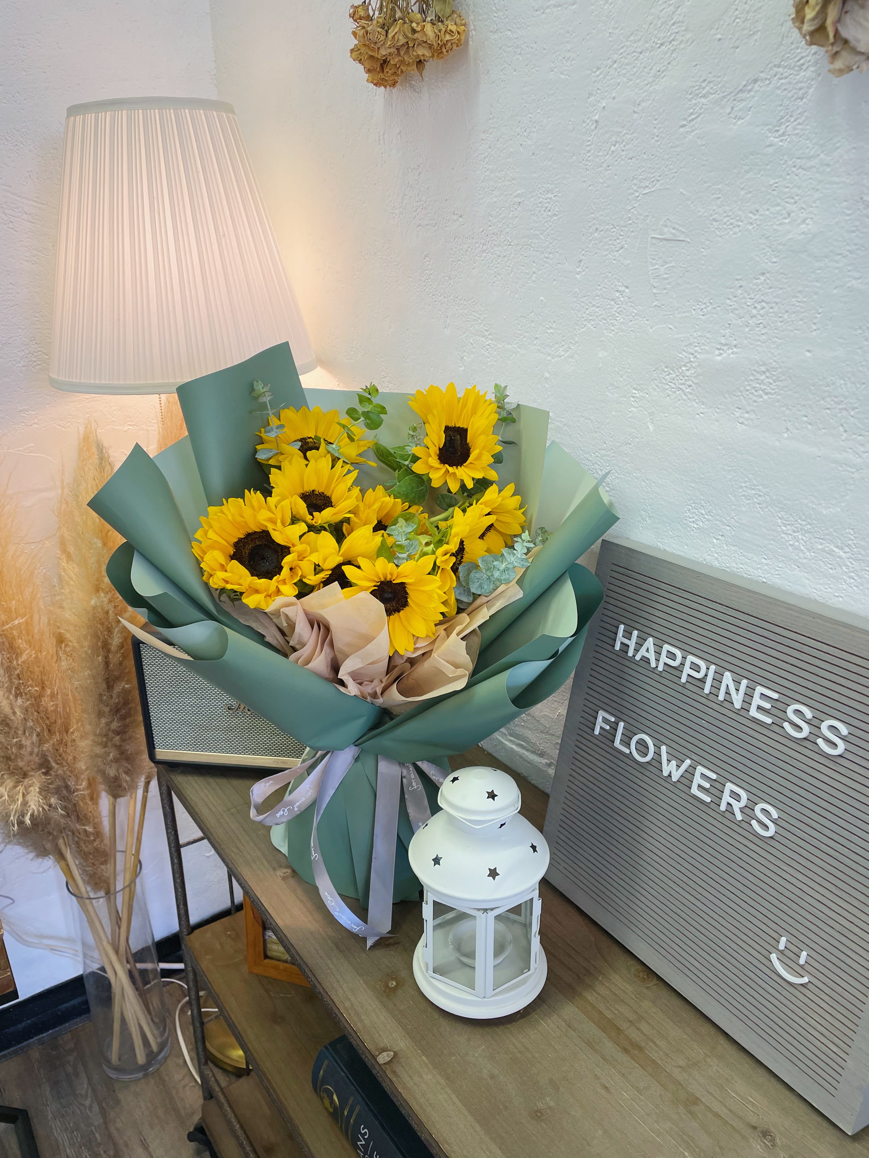 Sunflowers Bouquet - Sunflowers Bouquet Please Note: This Arrangement Does Not Come With Vase, It Has Water Bag Underneath to Hold Water